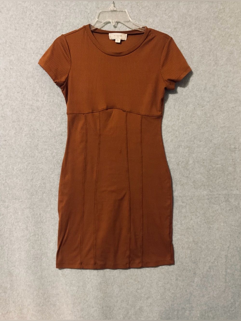 No comment Short-Sleeve Bodycon Dress  color copper-Brown Sz S